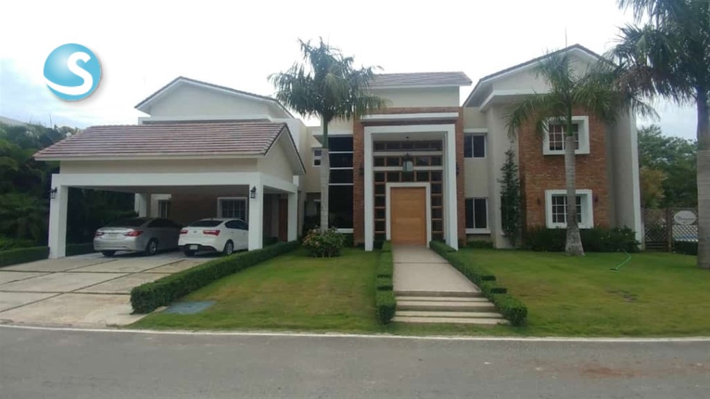 Villa en Playa Nueva Romana con piscina y jardín en República Dominicana