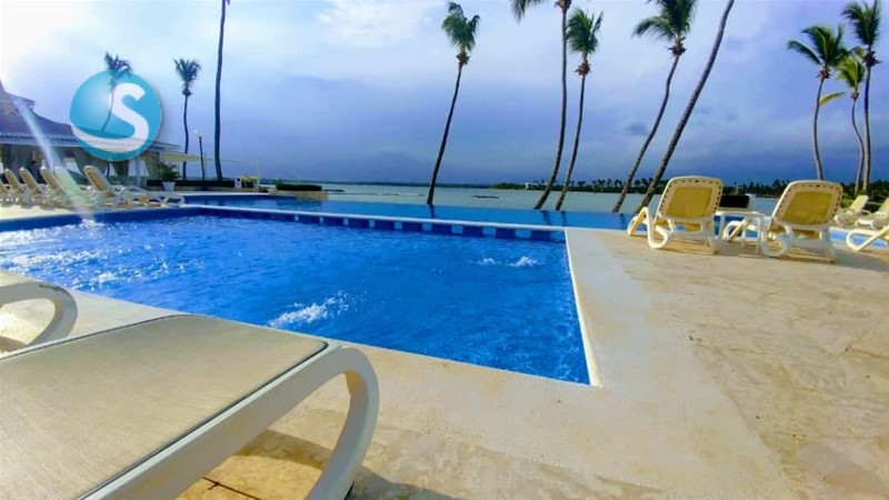 Villa en Playa Nueva Romana con piscina y jardín en República Dominicana