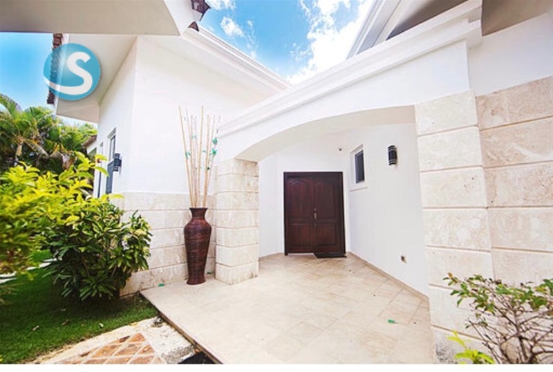 Villa en venta en residencial Cocotal, cerca de playa y golf en República Dominicana