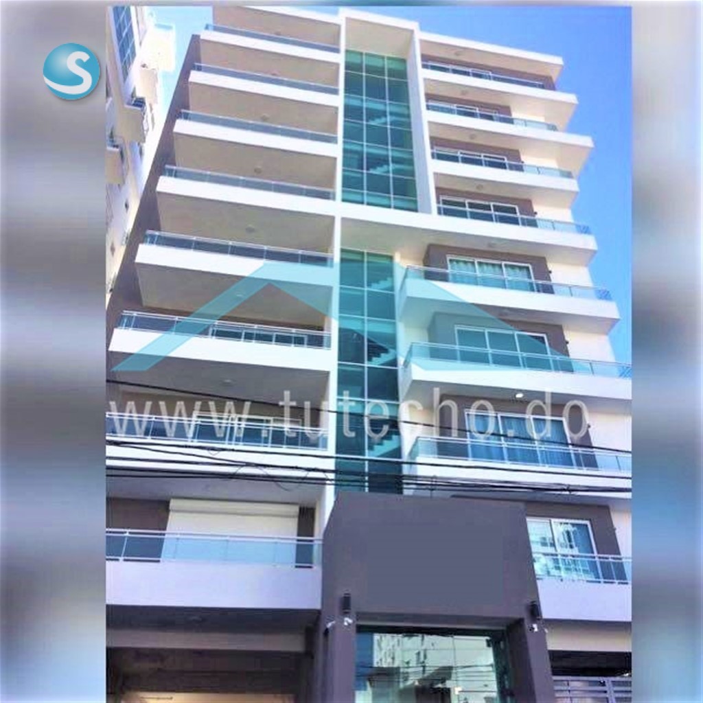 Penthouse de dos niveles en venta en Mirador Sur