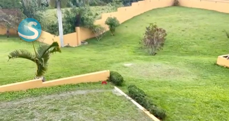 Villa de dos niveles en Jarabacoa con amplia piscina en República Dominicana