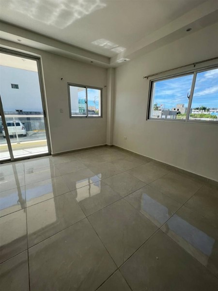 Apartamento en Venta en Boca Chica, 2 Dormitorios en República Dominicana