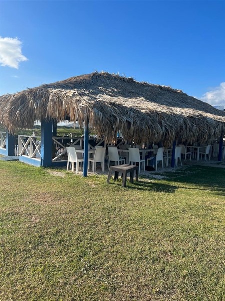Casa en venta en Baní con amplio terreno de 510 m² en República Dominicana