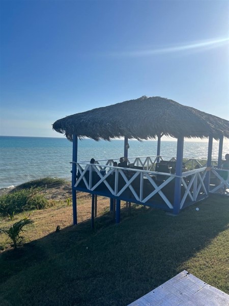 Casa en venta en Baní con amplio terreno de 510 m² en República Dominicana
