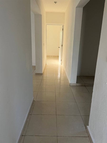 Casa en venta en Baní con amplio terreno de 510 m² en República Dominicana