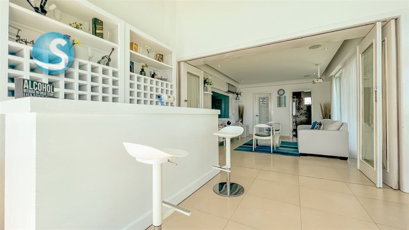 Penthouse moderno en venta con vista en Juan Dolio en República Dominicana