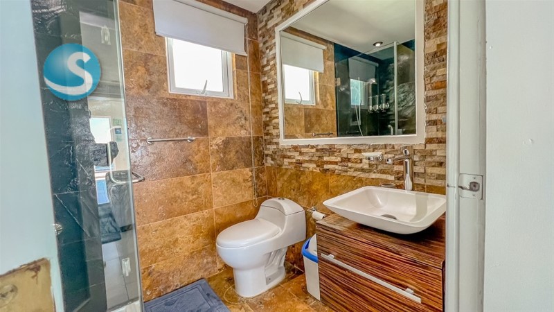 Penthouse moderno en venta con vista en Juan Dolio en República Dominicana