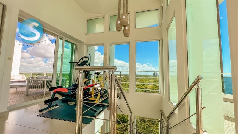 Penthouse moderno en venta con vista en Juan Dolio en República Dominicana