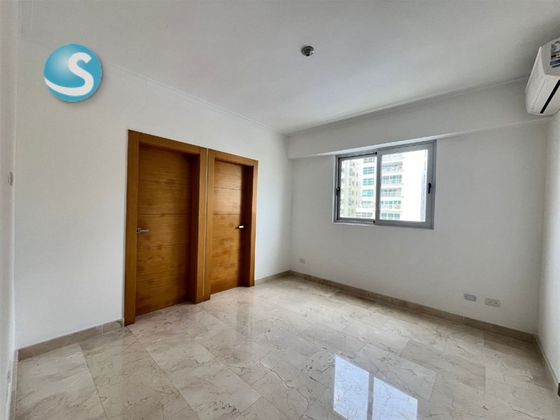 Apartamento moderno en venta y alquiler en Piantini en República Dominicana