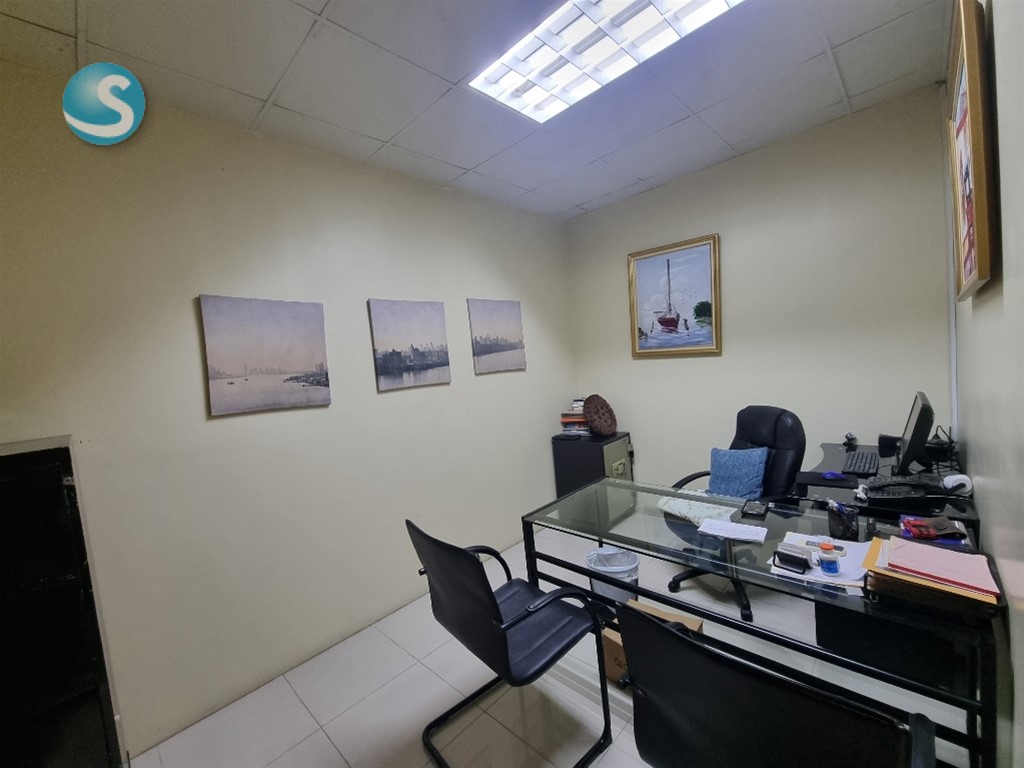 Local comercial en venta en Avenida 27 de Febrero, Villa Francisca
