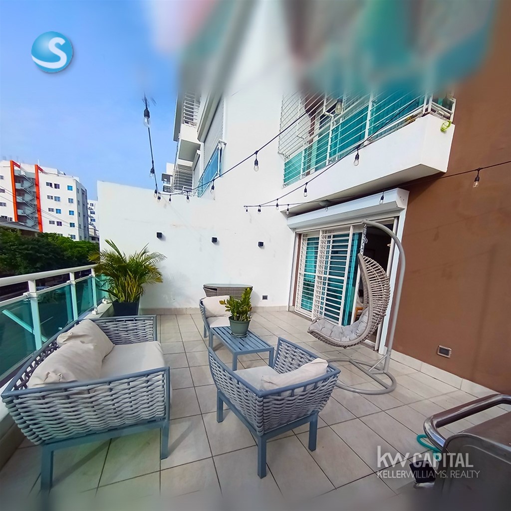 Apartamento en Evaristo Morales con Terraza en Venta y Alquiler