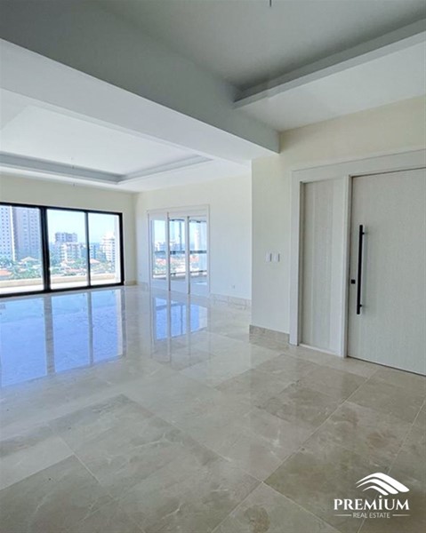Apartamento en Venta en Los Cacicazgos, 482 m² en República Dominicana