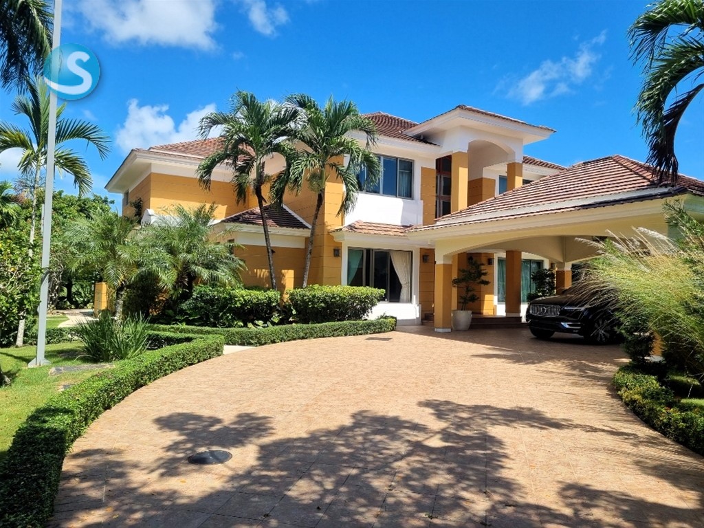 Villa exclusiva con vista al campo de golf en Guavaberry