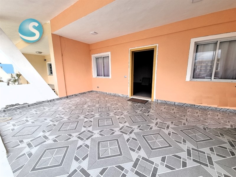 Casa Townhouse Nueva en Residencial Costa Marina Boca Chica en República Dominicana