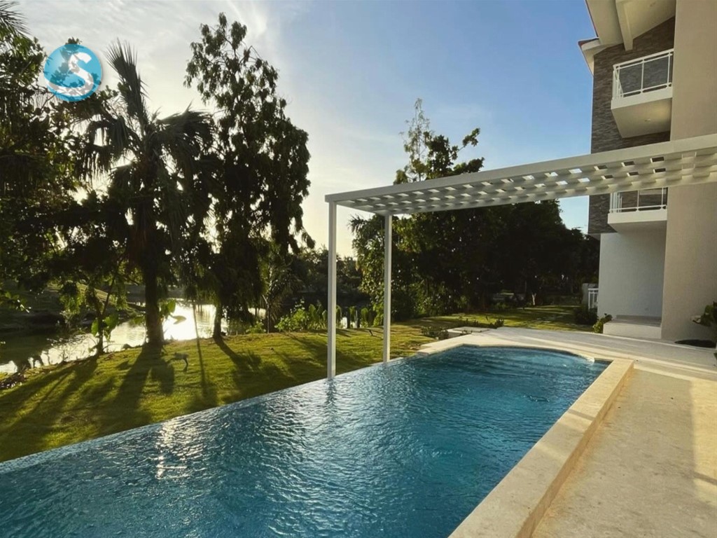 Apartamento moderno en segunda planta en Cocotal Golf Punta Cana en República Dominicana