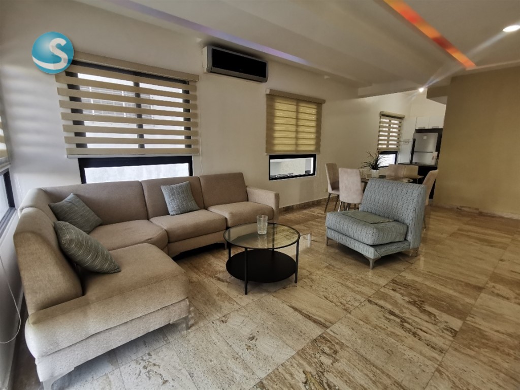 Apartamento amueblado en venta en Piantini, 92.5 m² en República Dominicana