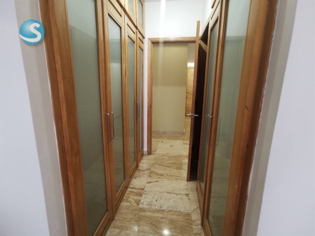 Apartamento amueblado en venta en Piantini, 92.5 m² en República Dominicana