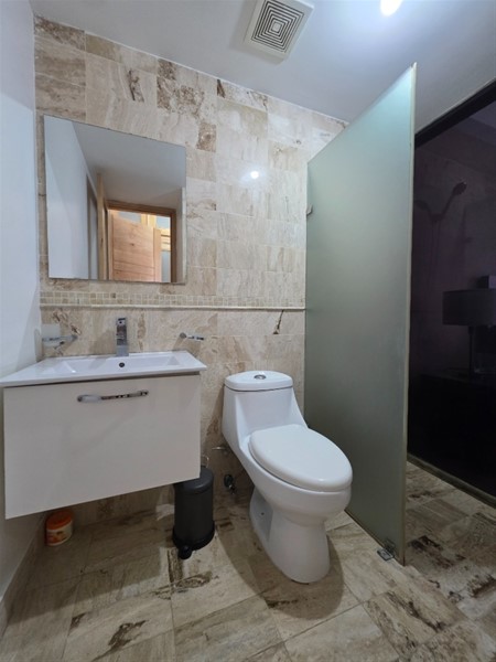 Apartamento amueblado en venta en Piantini, 92.5 m² en República Dominicana