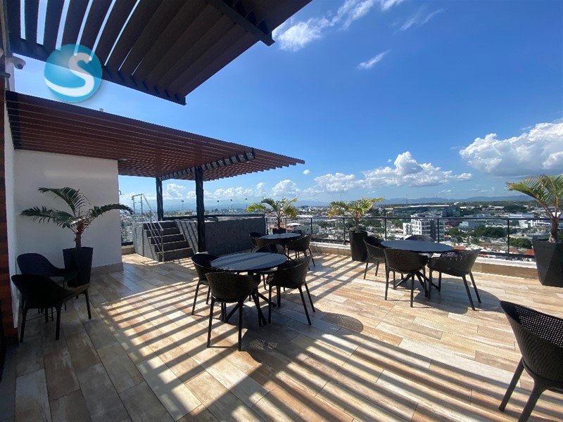 Apartamento amueblado en venta cerca de Supermercado Bravo en República Dominicana