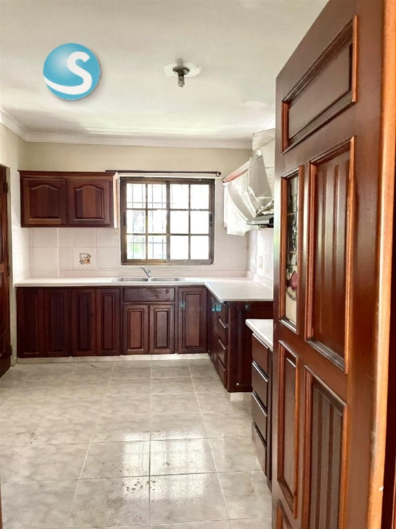 Apartamento amplio en venta en Bella Vista, Santo Domingo en República Dominicana
