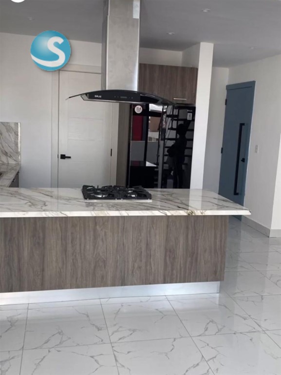 Apartamento moderno en venta en Evaristo Morales en República Dominicana