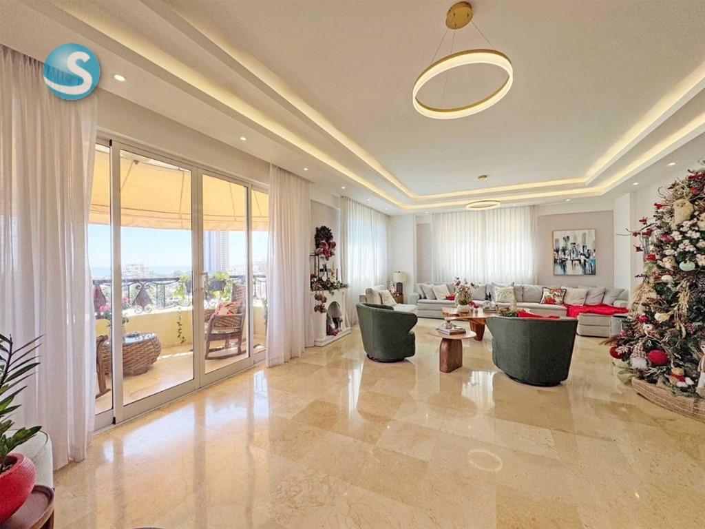 Apartamento de lujo en Los Cacicazgos con vista al mar en República Dominicana