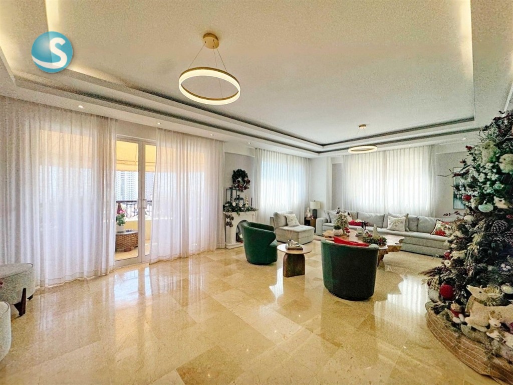 Apartamento de lujo en Los Cacicazgos con vista al mar en República Dominicana