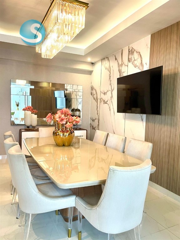 Amplio apartamento en venta en Renacimiento, 201 m² en República Dominicana