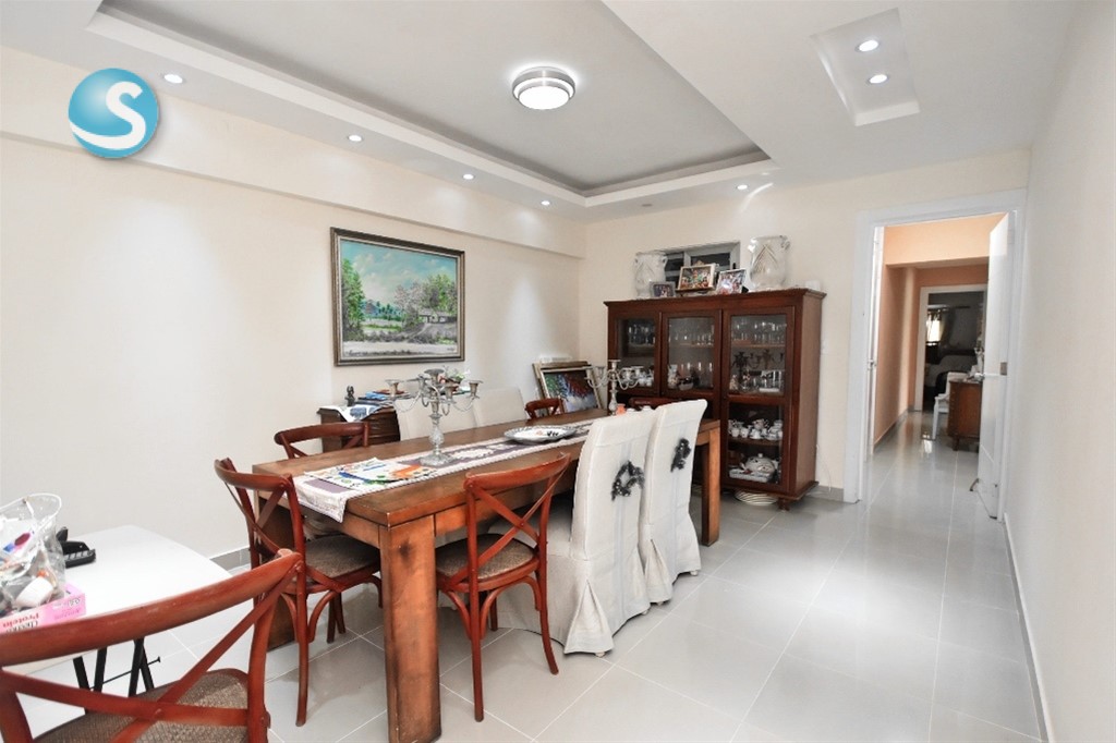 Apartamento amplio en Evaristo Morales, 236 m² en República Dominicana