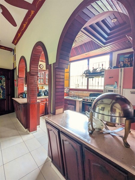 Amplio apartamento clásico en Ciudad Colonial en venta en República Dominicana