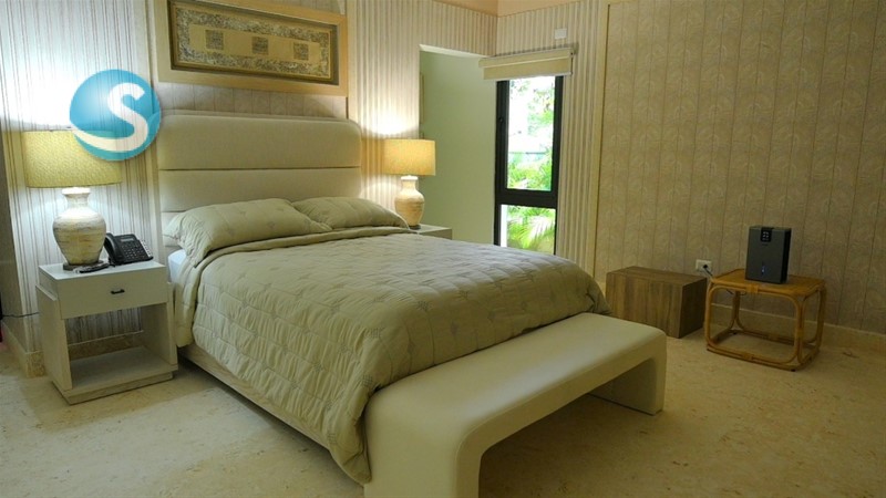Villa en venta en exclusivo Punta Cana Village en República Dominicana