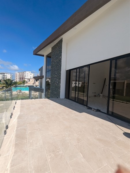 Villa contemporánea en venta en Cap Cana, Las Iguanas en República Dominicana