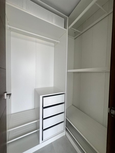 Apartamento en Piantini en Venta y Alquiler, Piso Alto en República Dominicana