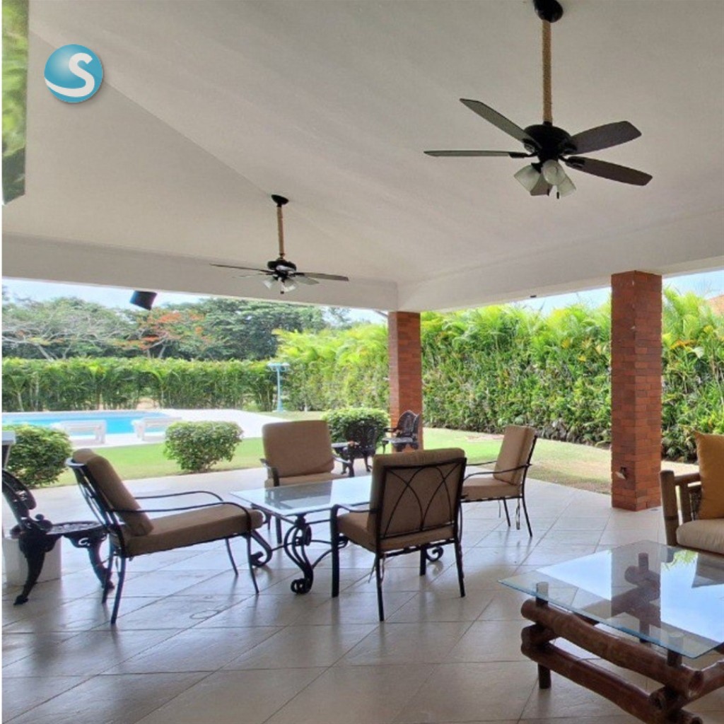 Villa de lujo en Guavaberry, Juan Dolio con piscina y jacuzzi en República Dominicana