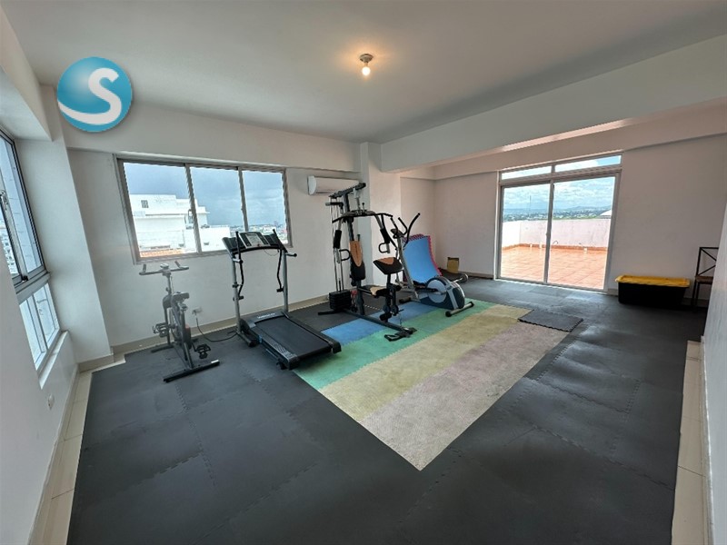 Apartamento amplio en venta en Ensanche Naco, Santo Domingo en República Dominicana