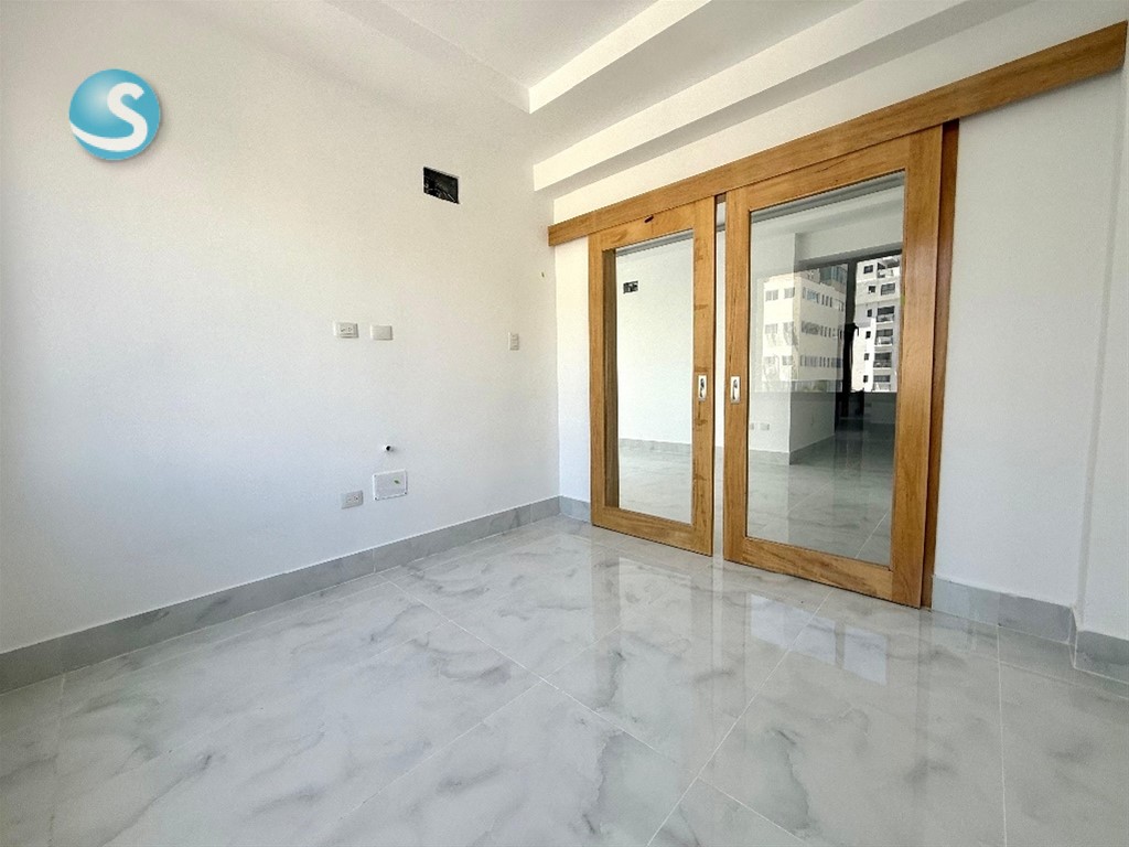 Apartamento Moderno en Urbanización Real, Piso 7, 156 m² en República Dominicana