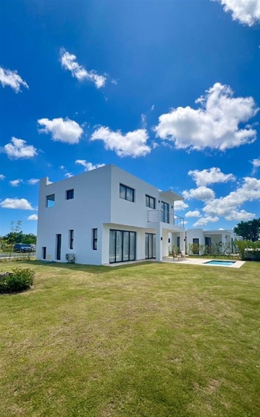 Villa amueblada en Vista Cana con piscina privada en República Dominicana