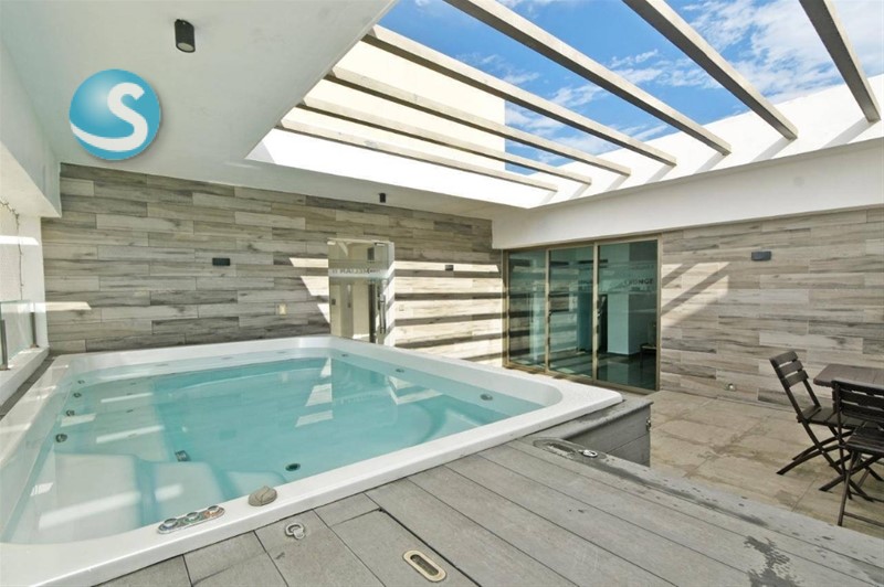 Apartamento en Venta en Evaristo Morales, 151.55 m² en República Dominicana