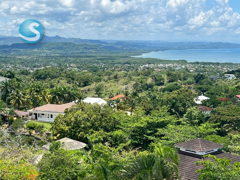Villa en venta con vista panorámica en Río San Juan en República Dominicana