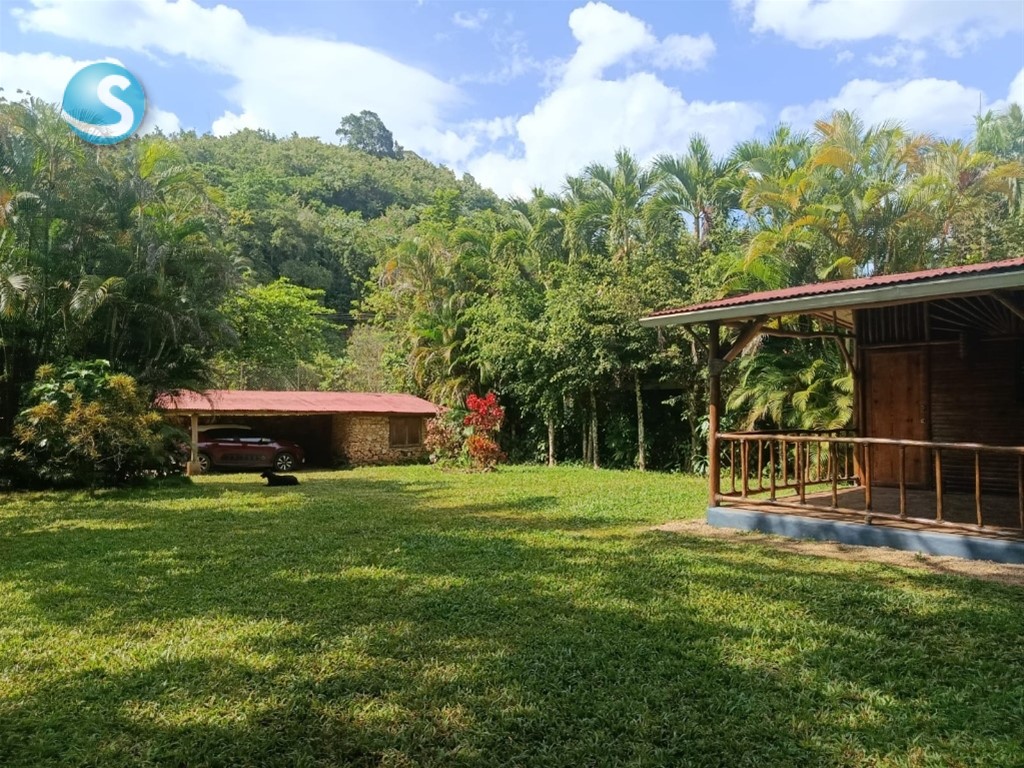 Casa ecológica en Las Terrenas cerca de Playa Cosón
