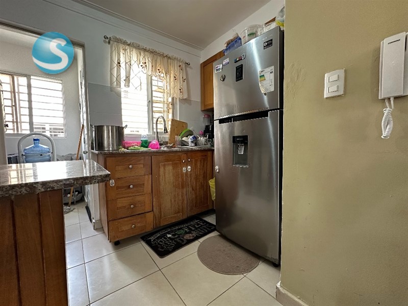 Apartamento en venta con terraza en Av. Monumental en República Dominicana