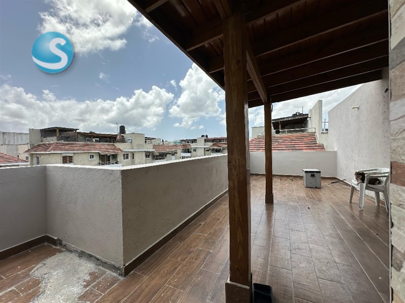 Apartamento en venta con terraza en Av. Monumental en República Dominicana