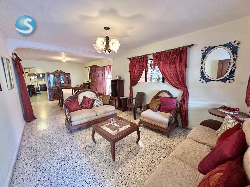 Casa en venta en El Millón con amplio terreno y construcción