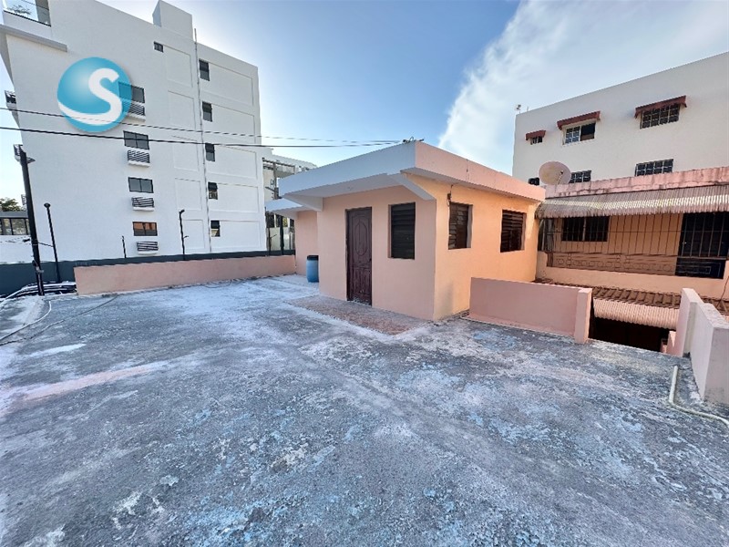 Casa en venta en El Millón con amplio terreno y construcción en República Dominicana