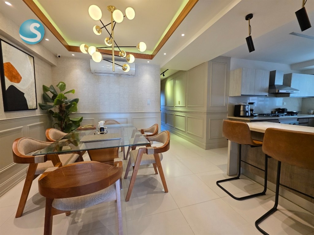 Apartamento en Venta en Evaristo Morales, 196 m², 3 Hab. en República Dominicana