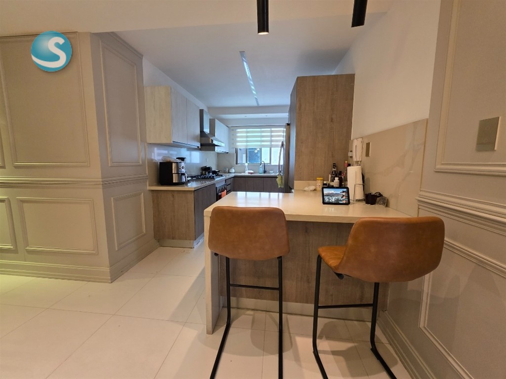 Apartamento en Venta en Evaristo Morales, 196 m², 3 Hab. en República Dominicana