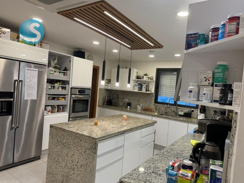 Penthouse en Urbanización Real con Terraza y Paneles Solares en República Dominicana
