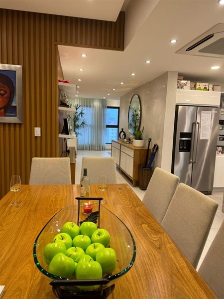 Penthouse en Urbanización Real con Terraza y Paneles Solares en República Dominicana