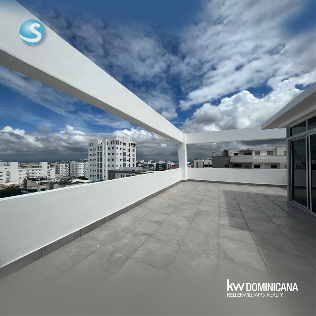 Penthouse moderno en venta en Evaristo Morales en República Dominicana