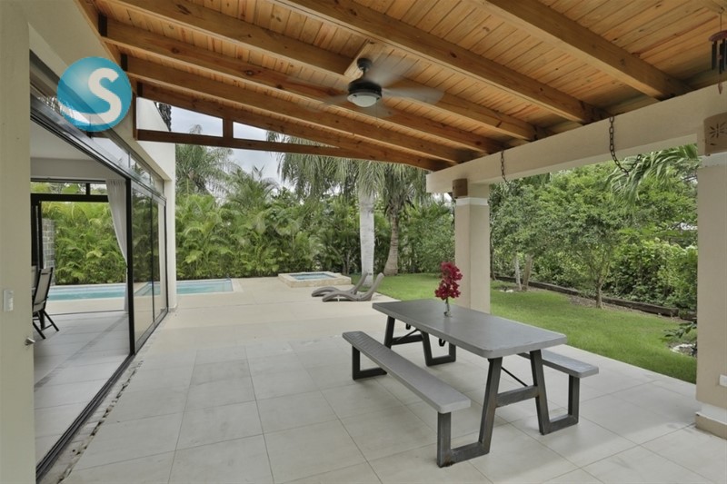 Casa en Venta en Guavaberry, Juan Dolio, 600 m² solar en República Dominicana